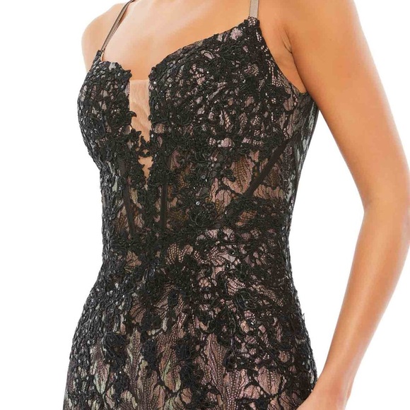 NWT Mac Duggal Black Lace Evening Gown - Picture 3 of 6